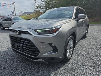 2025 Toyota Grand Highlander Oak Hill WV