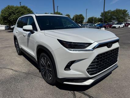 2025 Toyota Grand Highlander Hybrid Dodge City KS