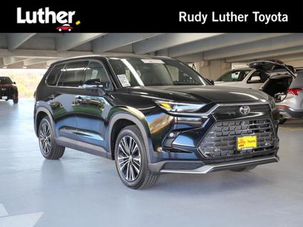 2025 Toyota Grand Highlander Hybrid Minneapolis MN