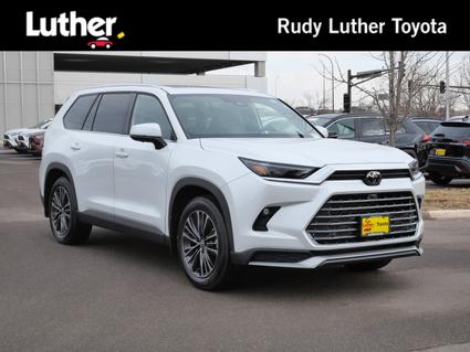 2025 Toyota Grand Highlander Hybrid Minneapolis MN