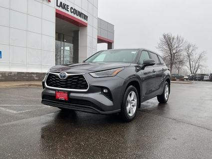2024 Toyota Highlander Hybrid Brainerd MN