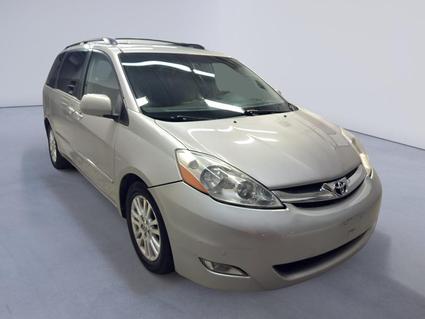 2008 Toyota Sienna Brunswick OH