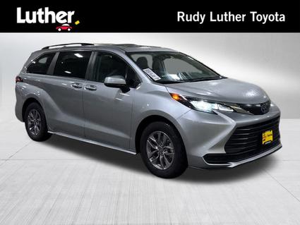 2024 Toyota Sienna Minneapolis MN