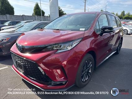 2025 Toyota Sienna Vero Beach FL