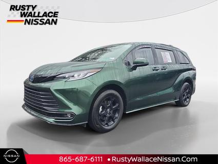 2025 Toyota Sienna Knoxville TN