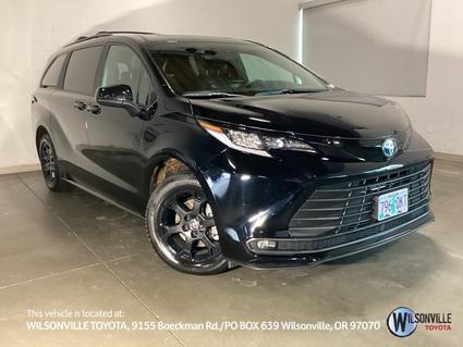 2025 Toyota Sienna Vero Beach FL