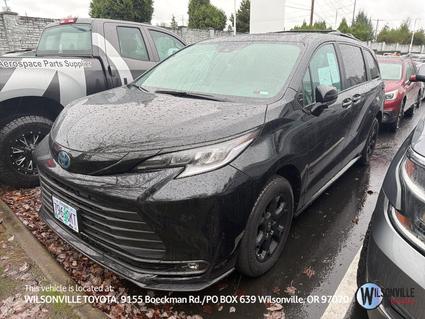 2025 Toyota Sienna Vero Beach FL