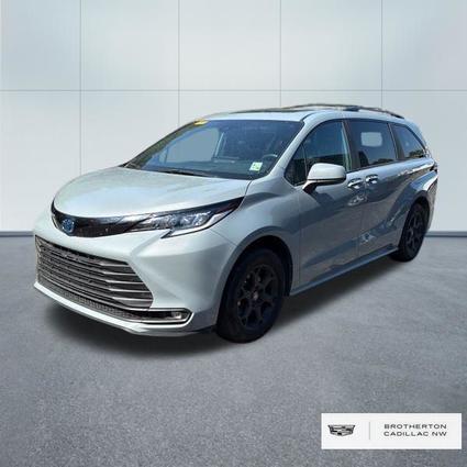 2025 Toyota Sienna  