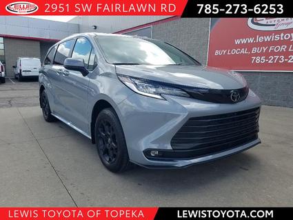 2026 Toyota Sienna Topeka KS