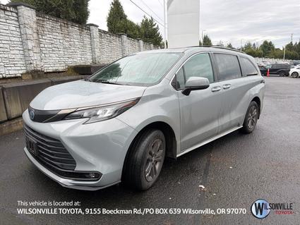 2024 Toyota Sienna Vero Beach FL
