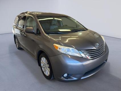 2015 Toyota Sienna Brunswick OH