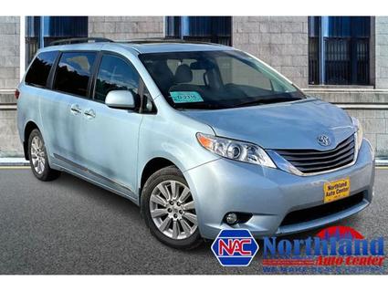 2015 Toyota Sienna Webster SD