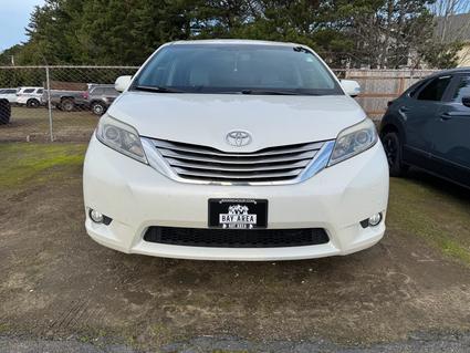 2015 Toyota Sienna Coos Bay OR