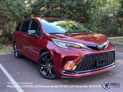 2022 Toyota Sienna Vero Beach FL