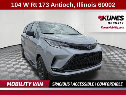 2025 Toyota Sienna Antioch IL