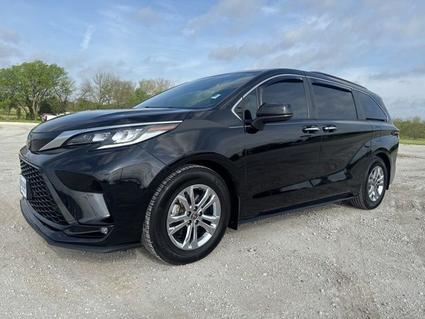 2023 Toyota Sienna Whitesboro TX