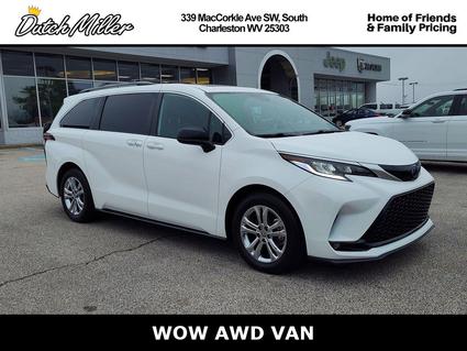 2022 Toyota Sienna South Charleston WV