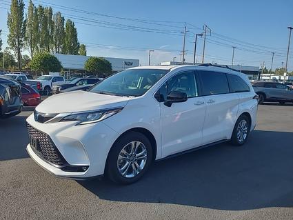 2022 Toyota Sienna  