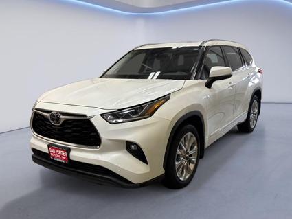 2020 Toyota Highlander Dickinson ND