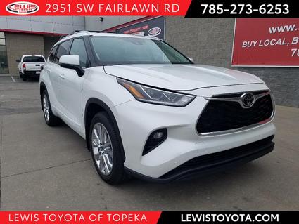 2022 Toyota Highlander Topeka KS