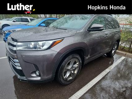 2017 Toyota Highlander Hopkins MN