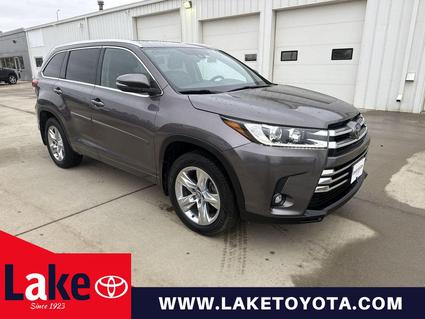 2019 Toyota Highlander Devils Lake ND