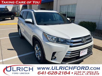 2019 Toyota Highlander Pella IA