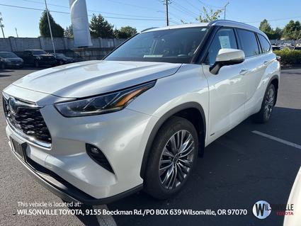 2022 Toyota Highlander Hybrid Vero Beach FL
