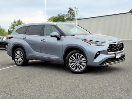 2024 Toyota Highlander Hybrid Lynchburg VA