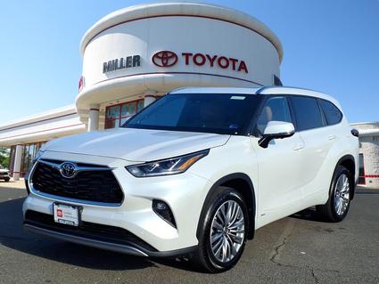 2025 Toyota Highlander Hybrid Manassas VA