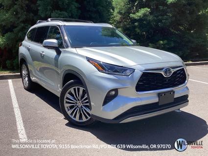 2023 Toyota Highlander Hybrid Vero Beach FL