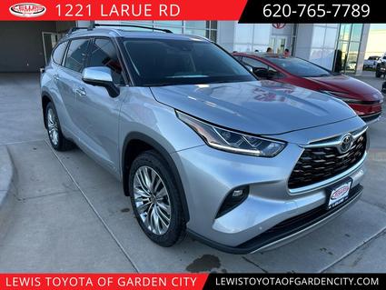 2025 Toyota Highlander Hybrid Garden City KS