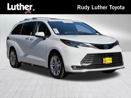 2024 Toyota Sienna Minneapolis MN
