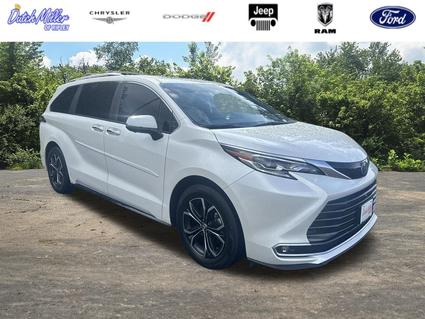 2025 Toyota Sienna Ripley WV