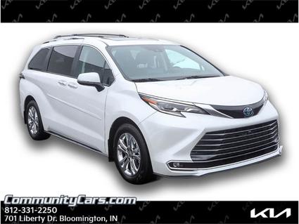 2024 Toyota Sienna Bloomington IN