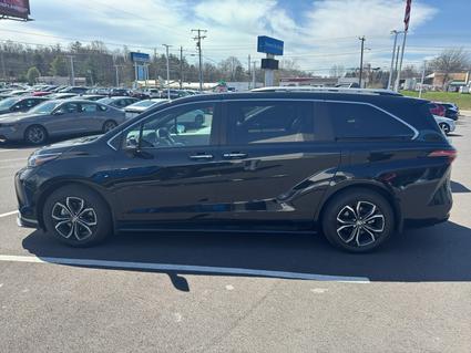 2025 Toyota Sienna Johnson City TN