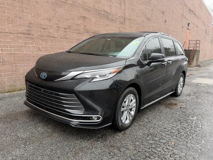 2022 Toyota Sienna Merriam KS