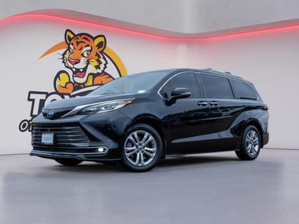 2022 Toyota Sienna Hernando MS
