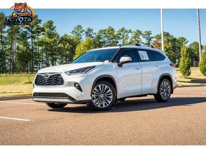 2020 Toyota Highlander Hernando MS