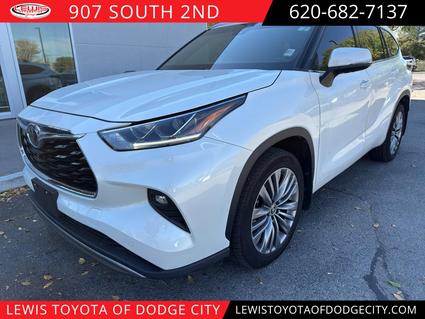 2020 Toyota Highlander Dodge City KS