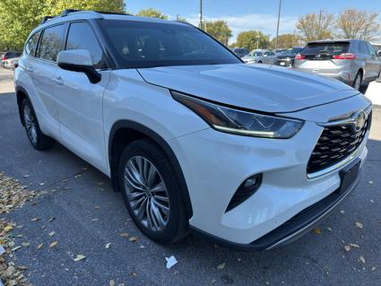 2020 Toyota Highlander Dodge City KS