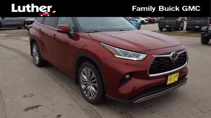 2022 Toyota Highlander Fargo ND