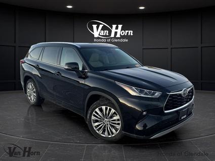 2020 Toyota Highlander Glendale WI