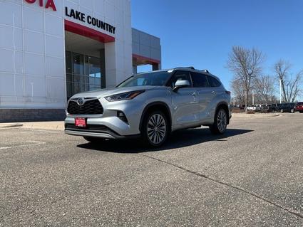 2020 Toyota Highlander Brainerd MN