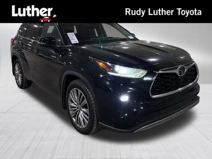 2022 Toyota Highlander Minneapolis MN