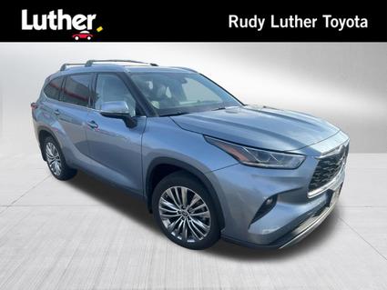 2022 Toyota Highlander Minneapolis MN