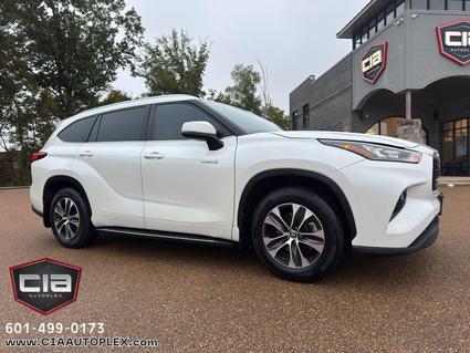 2020 Toyota Highlander Hybrid Madison MS