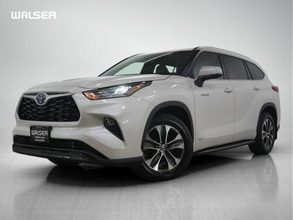 2021 Toyota Highlander Hybrid Burnsville MN