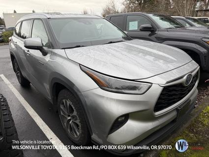 2021 Toyota Highlander Hybrid Vero Beach FL