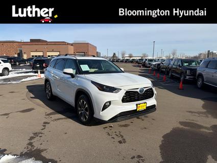 2022 Toyota Highlander Hybrid Minneapolis MN